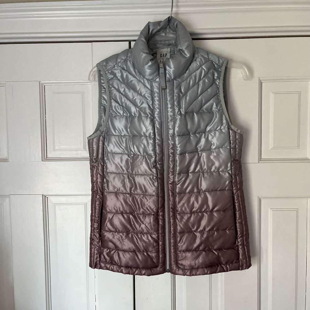 GAP Ombré Puffer Vest